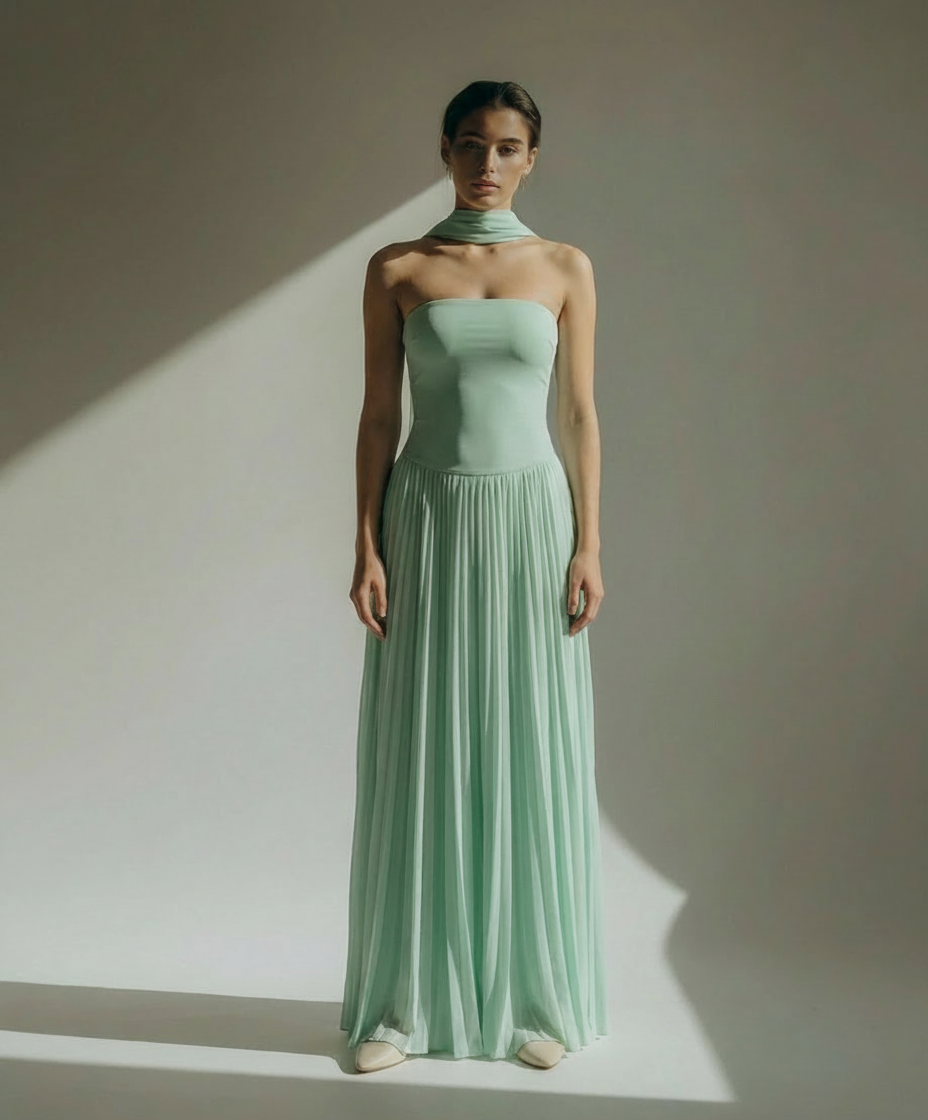 „Aurelia“ Neckholder Maxi Dress
