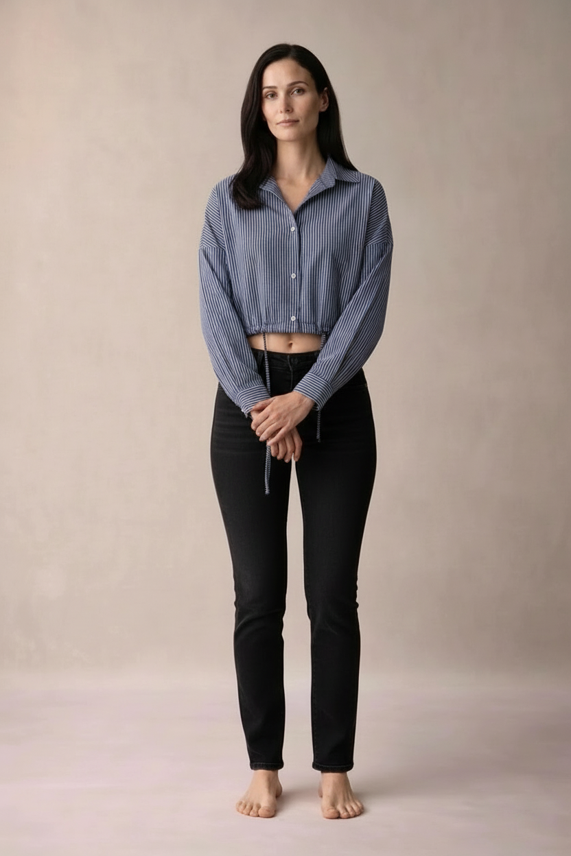 „Bea“ Crop Drawstring Shirt